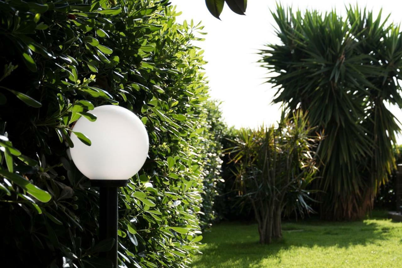 L'Oasi Di Giorgia Bed & Breakfast Cittadella del Capo Bagian luar foto