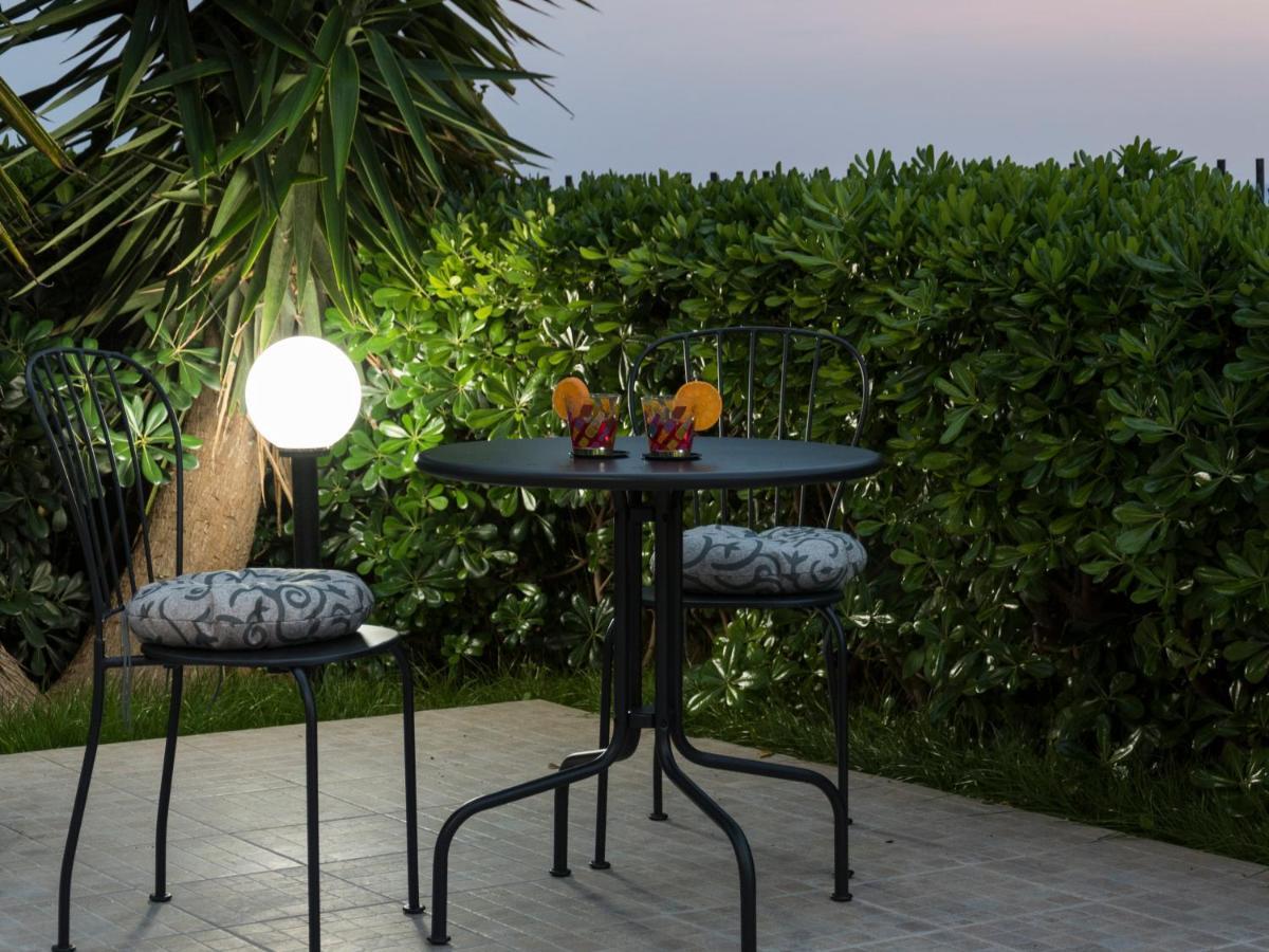 L'Oasi Di Giorgia Bed & Breakfast Cittadella del Capo Bagian luar foto